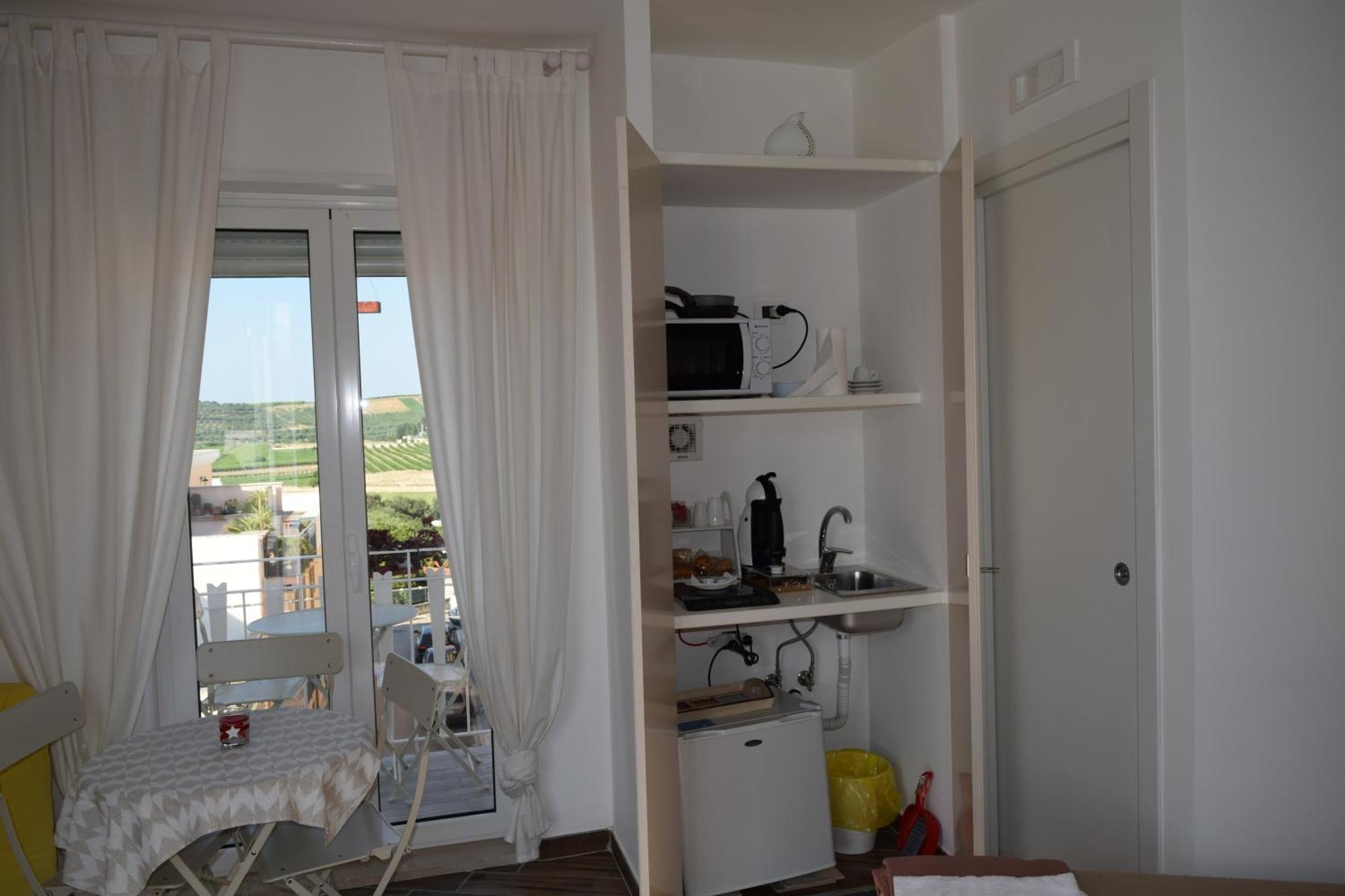 Domus Al Corso Con Servizio B&B Canosa di Puglia Exterior foto