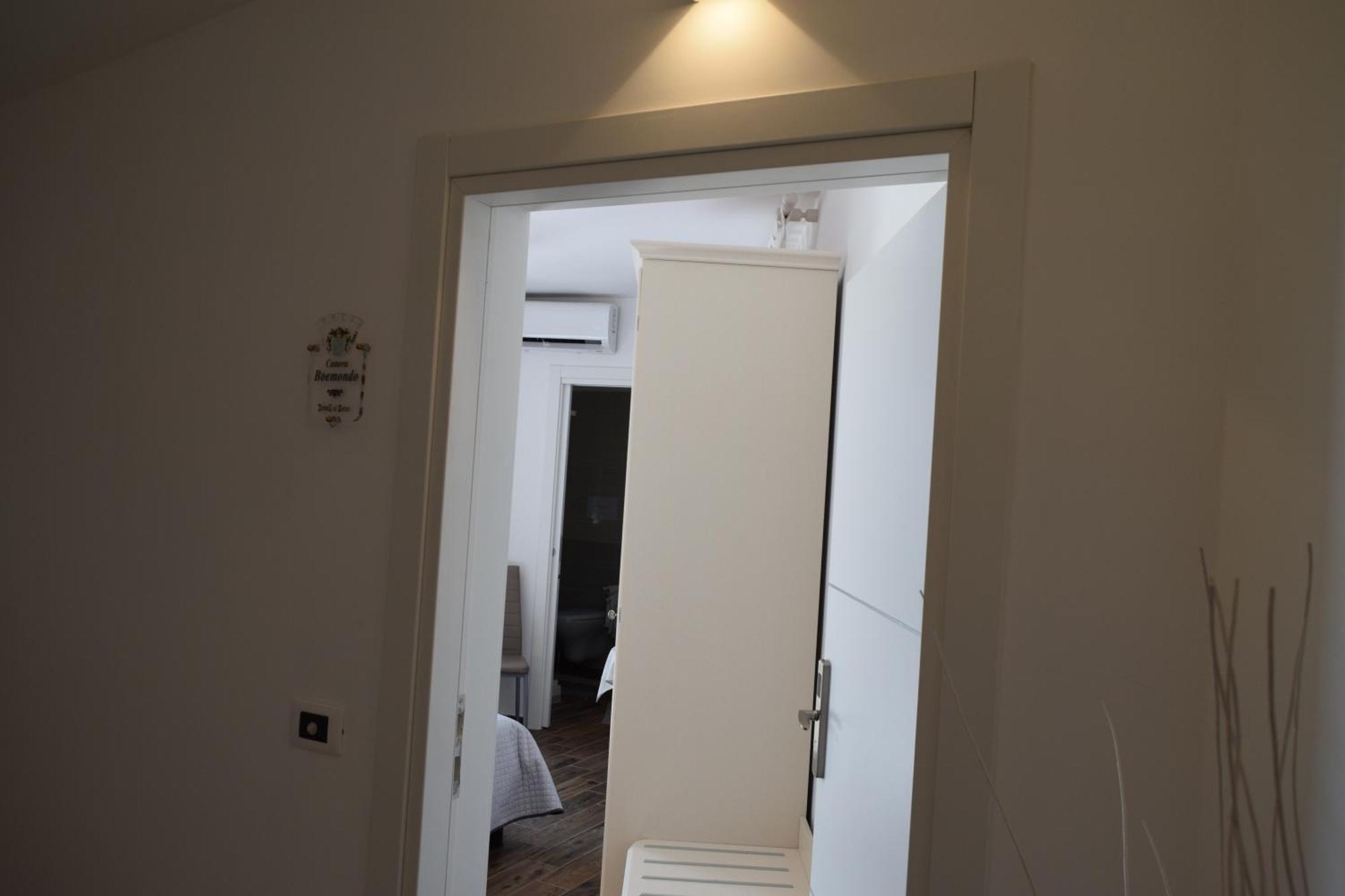 Domus Al Corso Con Servizio B&B Canosa di Puglia Exterior foto