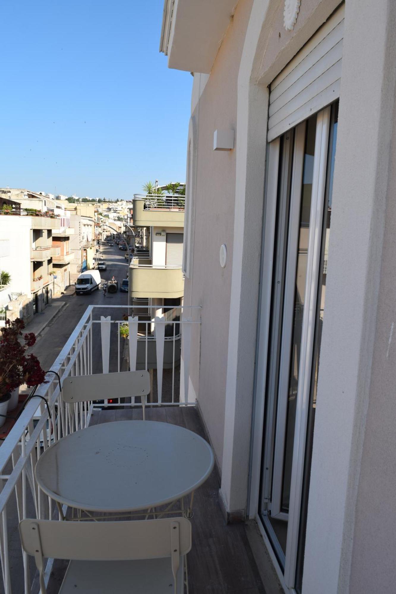Domus Al Corso Con Servizio B&B Canosa di Puglia Exterior foto