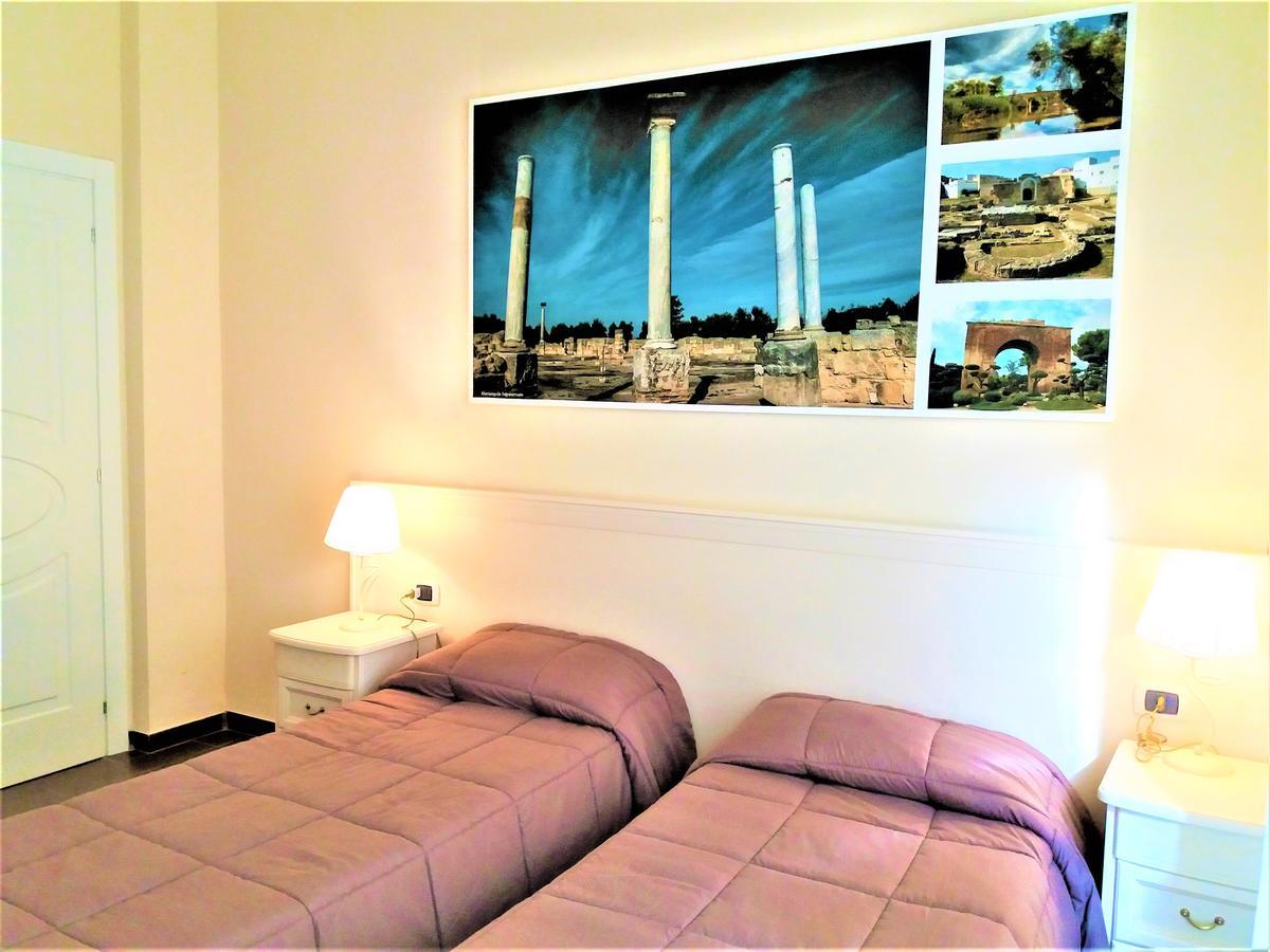 Domus Al Corso Con Servizio B&B Canosa di Puglia Exterior foto