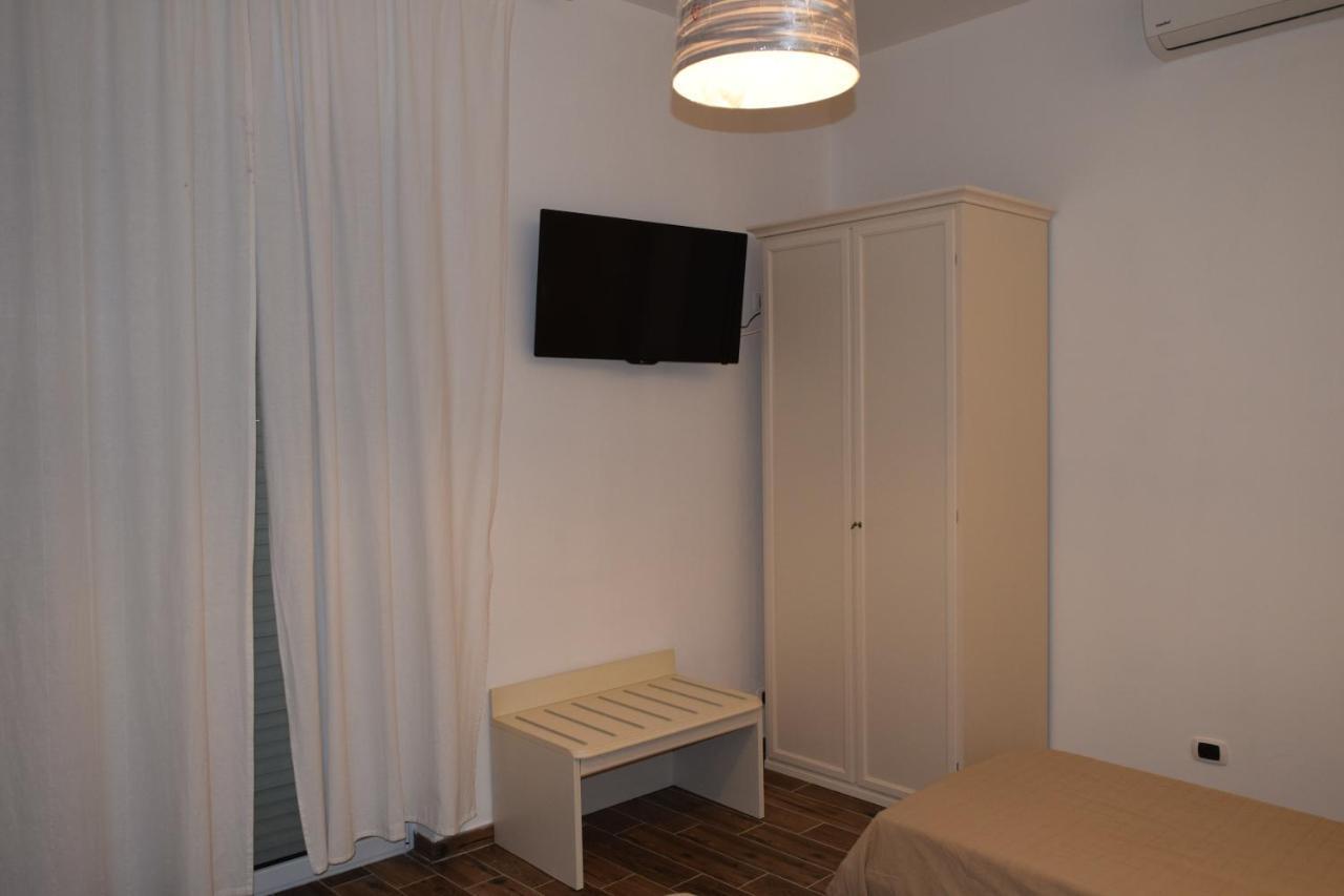 Domus Al Corso Con Servizio B&B Canosa di Puglia Exterior foto